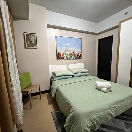 Апарт отель Manhattan Heights Towerb In Araneta Cubao 5Mins Walk To Smart Araneta Манила Экстерьер фото